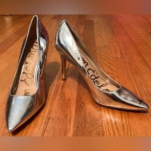 Sam Edelman Silver Metallic Pointed Toe Heels
